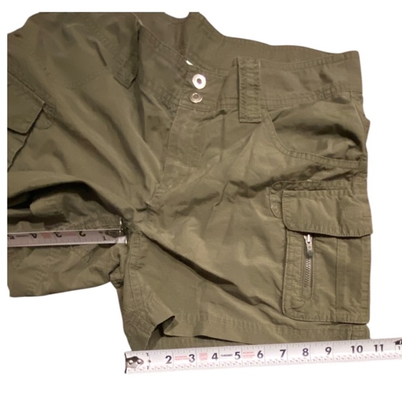 Columbia omni-shade cotton blend multi pocket shorts. Sz 8 - Picture 6 of 11